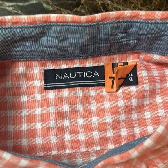 Peachy button down - Picture 3 of 7